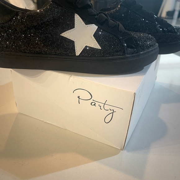 Star shoes ⭐️✨ - Picture 1 of 3